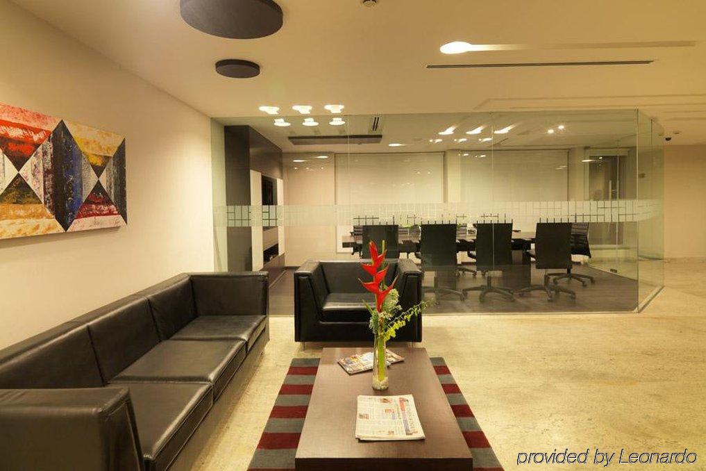 24 Tech Hotel Bangalore Bagian luar foto